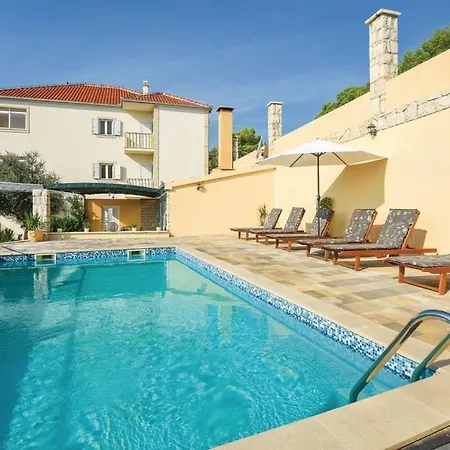 Apartamento Apartments Meri *