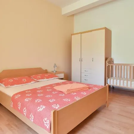 Apartments Meri *